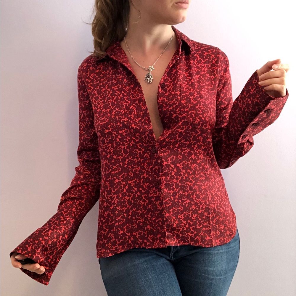 NWT Equipment Button Down Shirt Huntley 70s Red Micro Floral Bell Sleeve Office